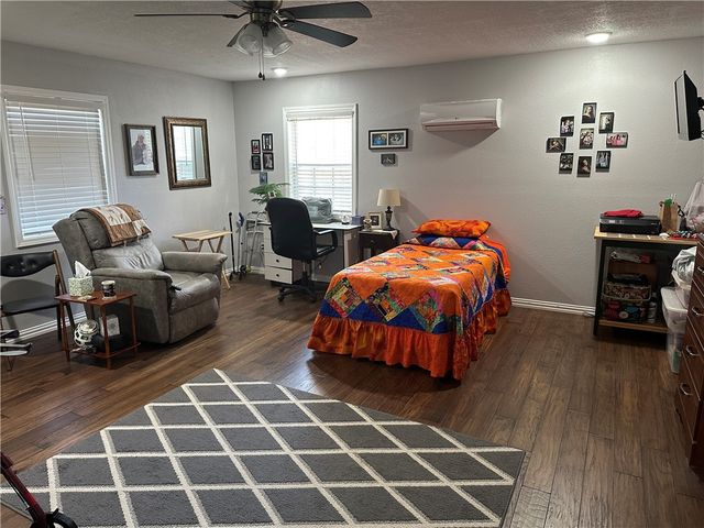 204 Maple Street, Dardanelle, AR 72834