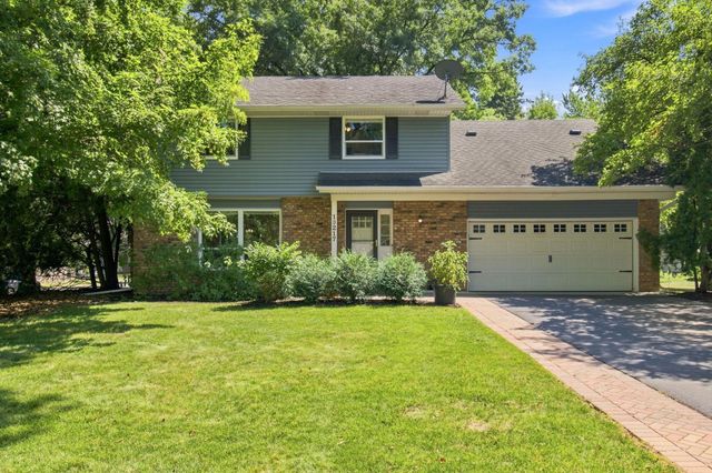 10217 Valley Forge Lane N, Maple Grove, MN 55369