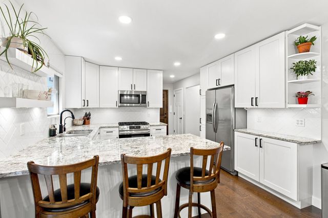 10217 Valley Forge Lane N, Maple Grove, MN 55369
