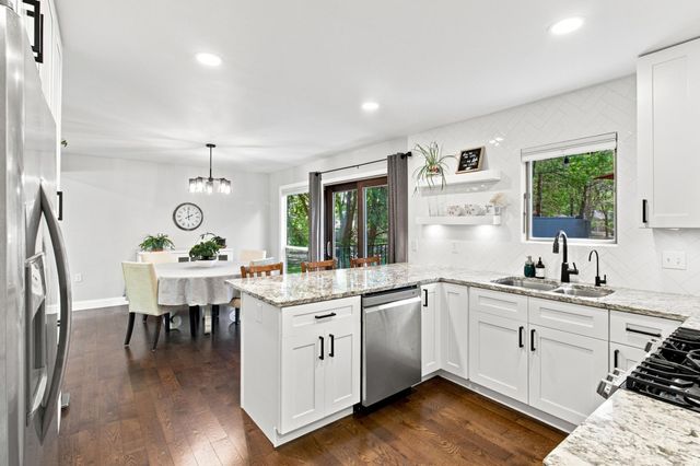 10217 Valley Forge Lane N, Maple Grove, MN 55369