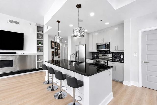 1080 Peachtree Street NE 1410, Atlanta, GA 30309