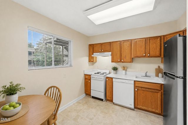 4 Shepherd Lane Bldg C, Chapel Hill, NC 27514