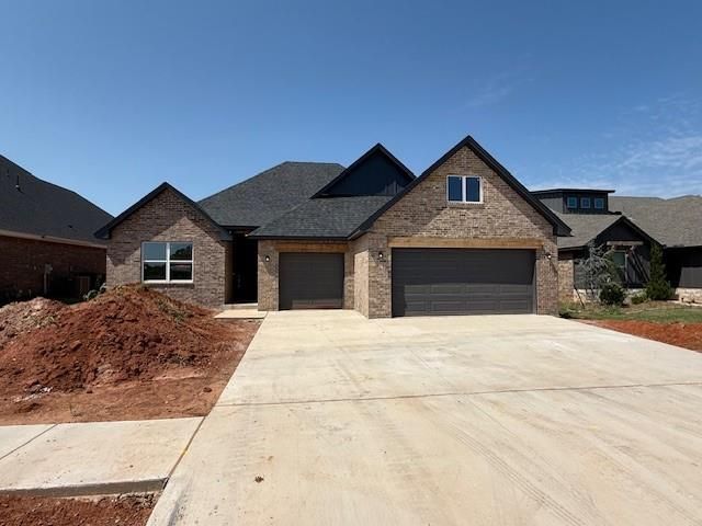 14409 Center Village Way, Piedmont, OK 73078