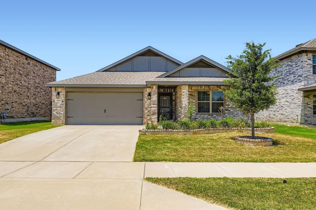 2020 Sun Star Drive, Haslet, TX 76052