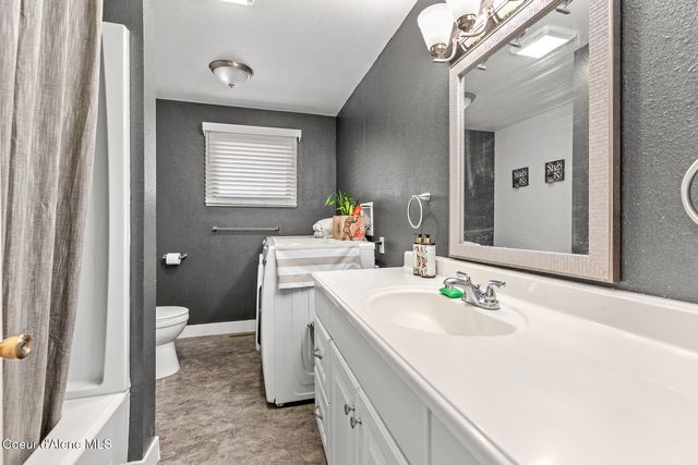 1415 E HARRISON AVE, Coeur D'alene, ID 83814