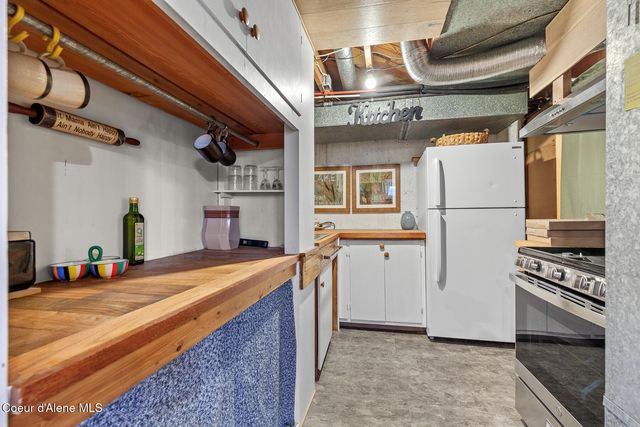 1415 E HARRISON AVE, Coeur D'alene, ID 83814