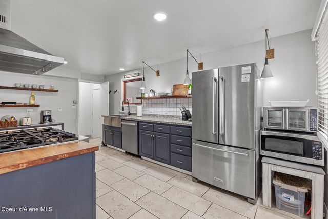 1415 E HARRISON AVE, Coeur D'alene, ID 83814