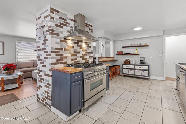 1415 E HARRISON AVE, Coeur D'alene, ID 83814