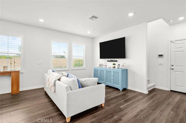 4208 S Laguna, Ontario, CA 91761