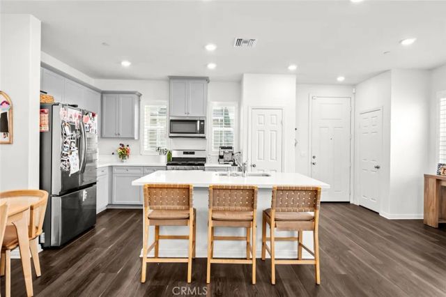 4208 S Laguna, Ontario, CA 91761