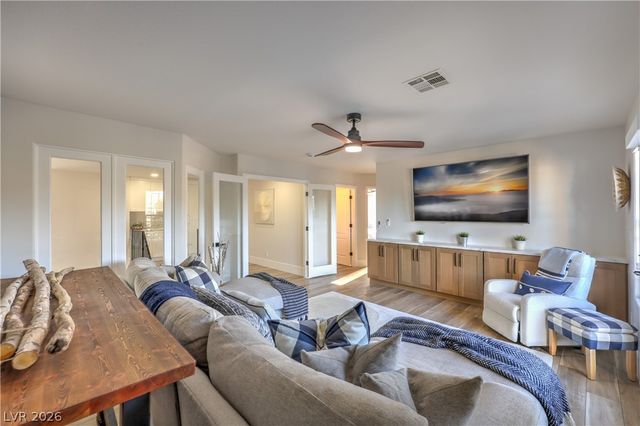 9901 Laurel Springs Avenue, Las Vegas, NV 89134