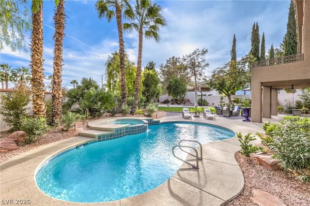 9901 Laurel Springs Avenue, Las Vegas, NV 89134