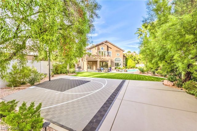 9901 Laurel Springs Avenue, Las Vegas, NV 89134