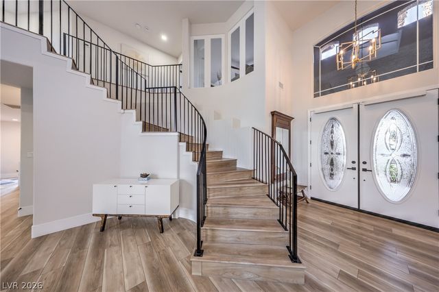 9901 Laurel Springs Avenue, Las Vegas, NV 89134