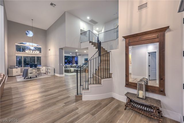 9901 Laurel Springs Avenue, Las Vegas, NV 89134