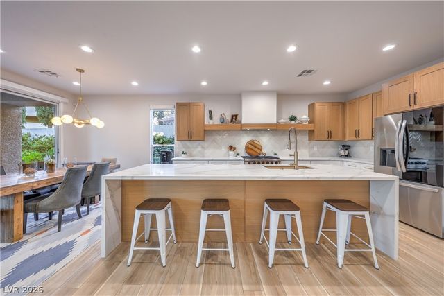 9901 Laurel Springs Avenue, Las Vegas, NV 89134