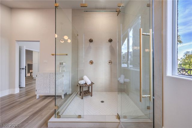 9901 Laurel Springs Avenue, Las Vegas, NV 89134