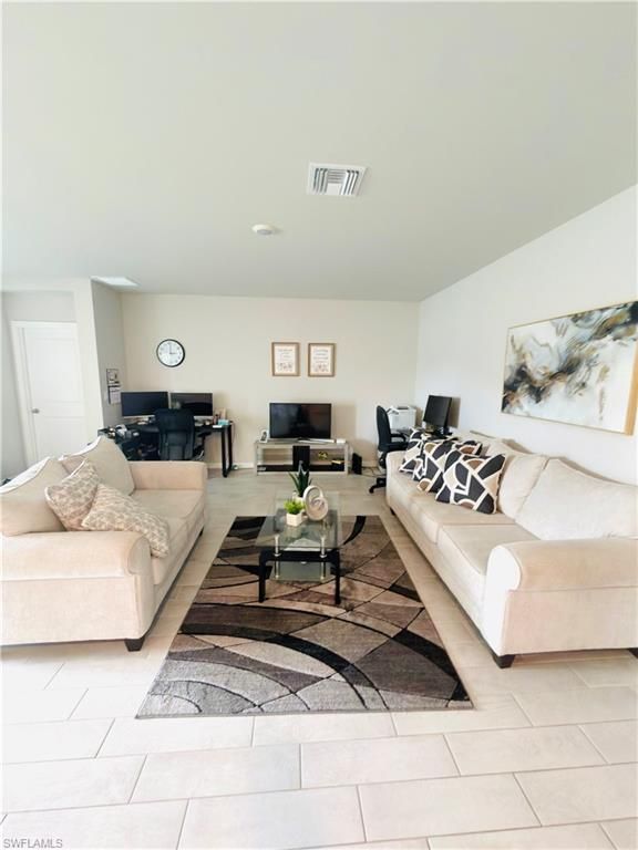 2908 NW 9th ST, CAPE CORAL, FL 33993 — photo 4