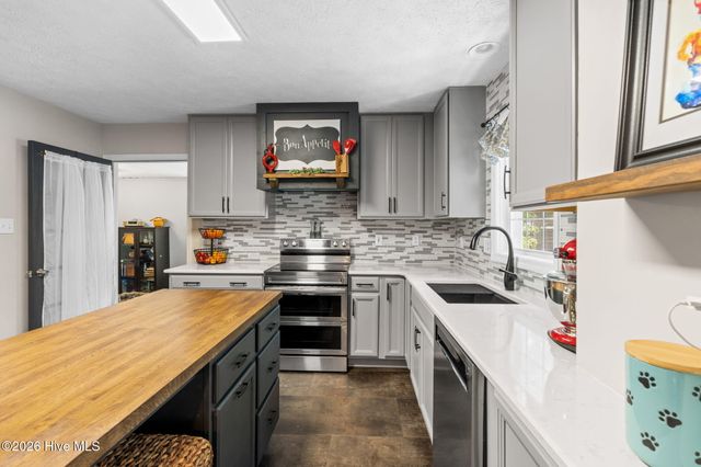 5011 Pender Road SW, South Brunswick, NC 28470