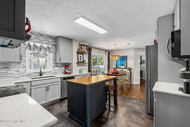 5011 Pender Road SW, South Brunswick, NC 28470