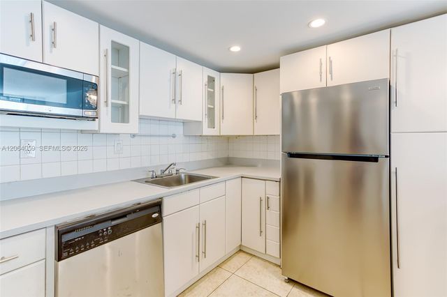 19380 Collins Ave 406, Sunny Isles Beach, FL 33160
