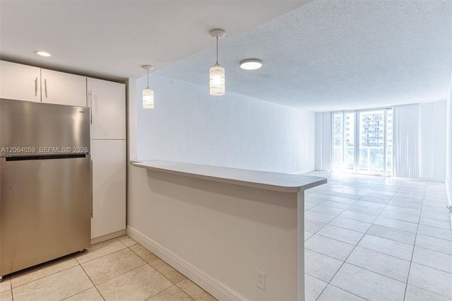 19380 Collins Ave 406, Sunny Isles Beach, FL 33160