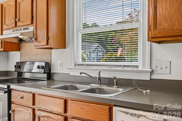 9221 Old Barnette Place, Huntersville, NC 28078