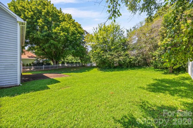 9221 Old Barnette Place, Huntersville, NC 28078