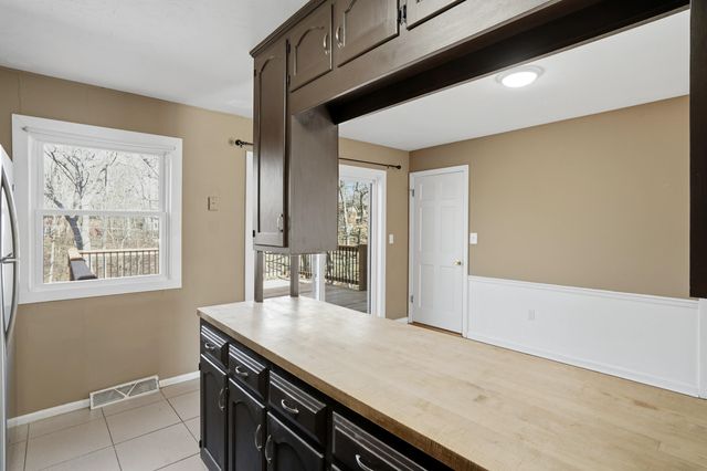 1705 HIGHRIDGE DR, Columbia, MO 65203