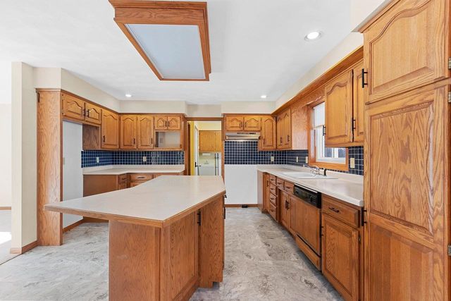 2980 W NORTHLAND AVENUE, Appleton, WI 54914