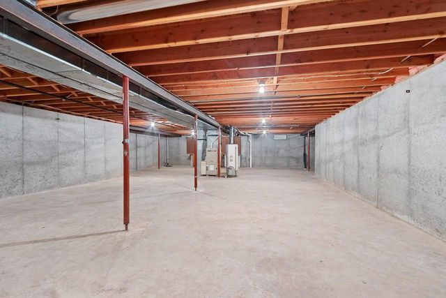 2980 W NORTHLAND AVENUE, Appleton, WI 54914