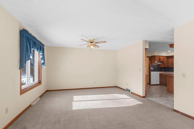 2980 W NORTHLAND AVENUE, Appleton, WI 54914