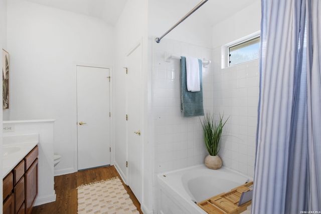 4043 MISTFLOWER DR, Converse, TX 78109