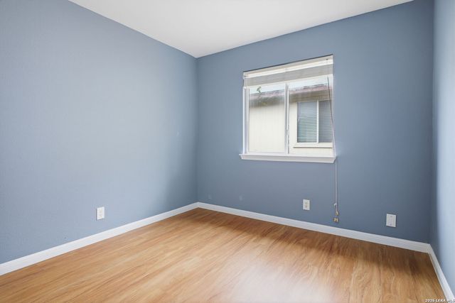 4043 MISTFLOWER DR, Converse, TX 78109