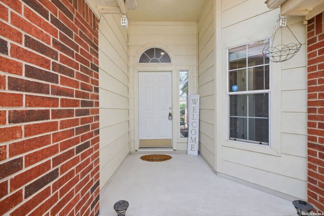 4043 MISTFLOWER DR, Converse, TX 78109