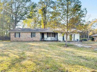 749 Francis St, Hawkins, TX 75765