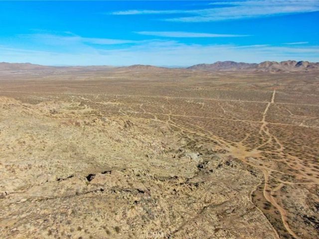 19011 Kensington, Apple Valley, CA 92307