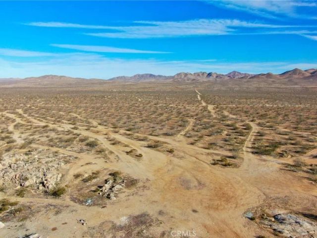 19011 Kensington, Apple Valley, CA 92307