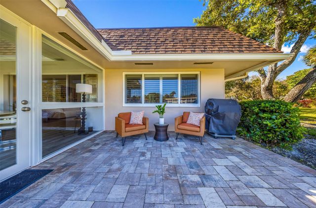 3651 Oaks Clubhouse Drive p11, Pompano Beach, FL 33069