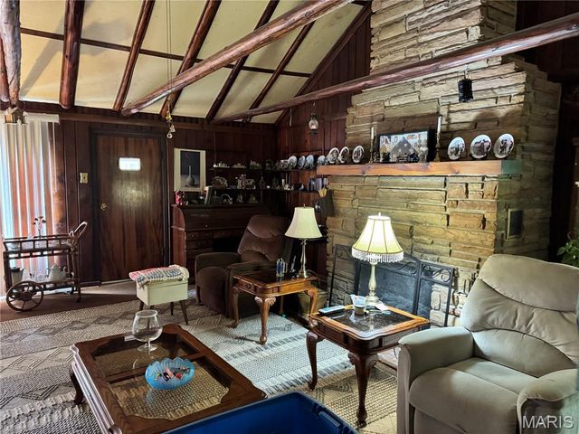 7218 Lakeshore Drive, Cedar Hill, MO 63016