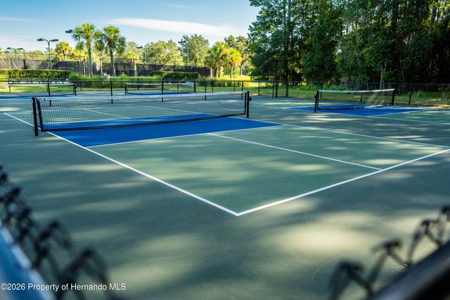 5070 Cedar Ridge Drive, Brooksville, FL 34601