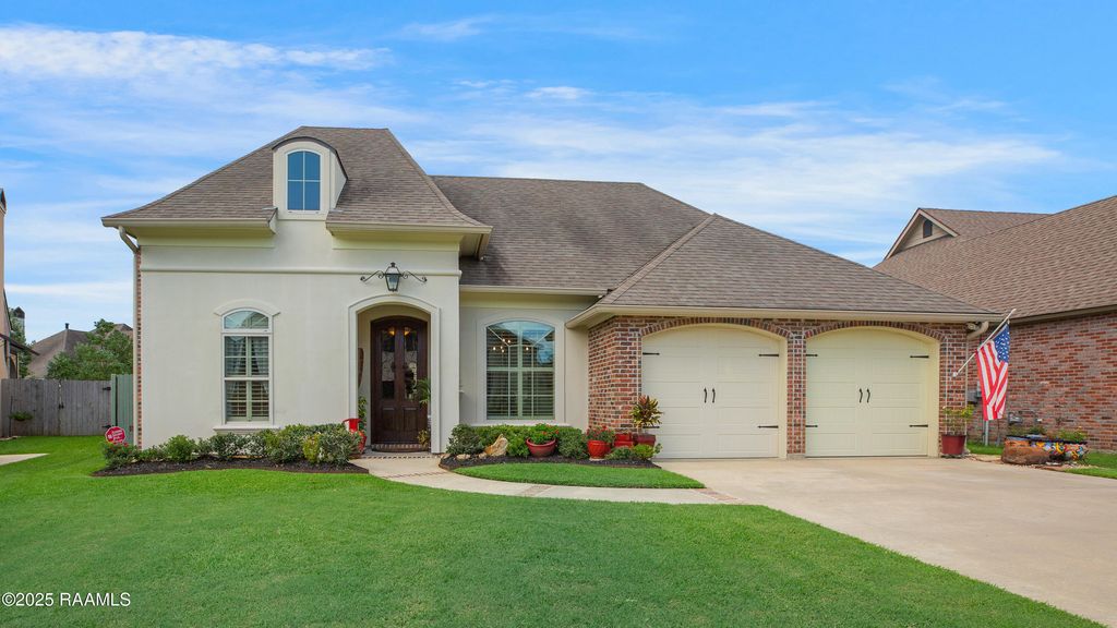 104 Beethoven Drive, Youngsville, LA 70592