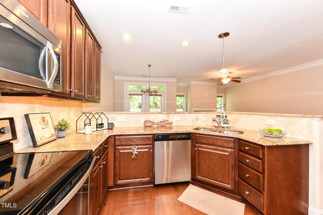 2048 Chandler Village Drive, Graham, NC 27253