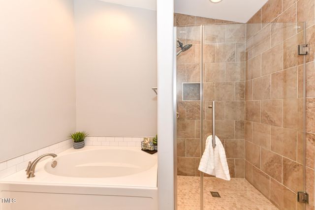 2048 Chandler Village Drive, Graham, NC 27253