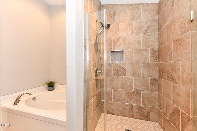 2048 Chandler Village Drive, Graham, NC 27253