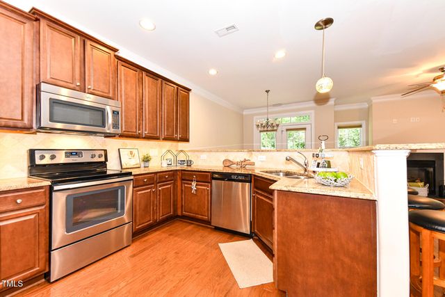 2048 Chandler Village Drive, Graham, NC 27253