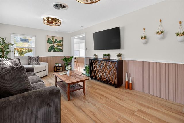 4533 27TH AVENUE S, Gulfport, FL 33711