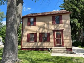 14250 Inkster Road, Redford, MI 48239