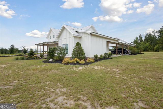 1513 Paris Avenue, Swainsboro, GA 30401
