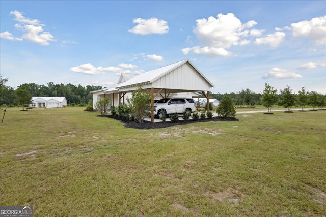 1513 Paris Avenue, Swainsboro, GA 30401